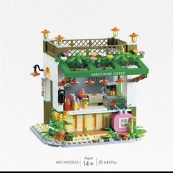 NWT Coffee Shop 643 PCs Building Set