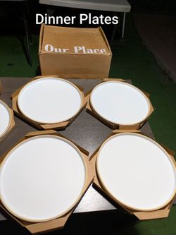 Dinner Plates Brand Our Place/ 4 pieces