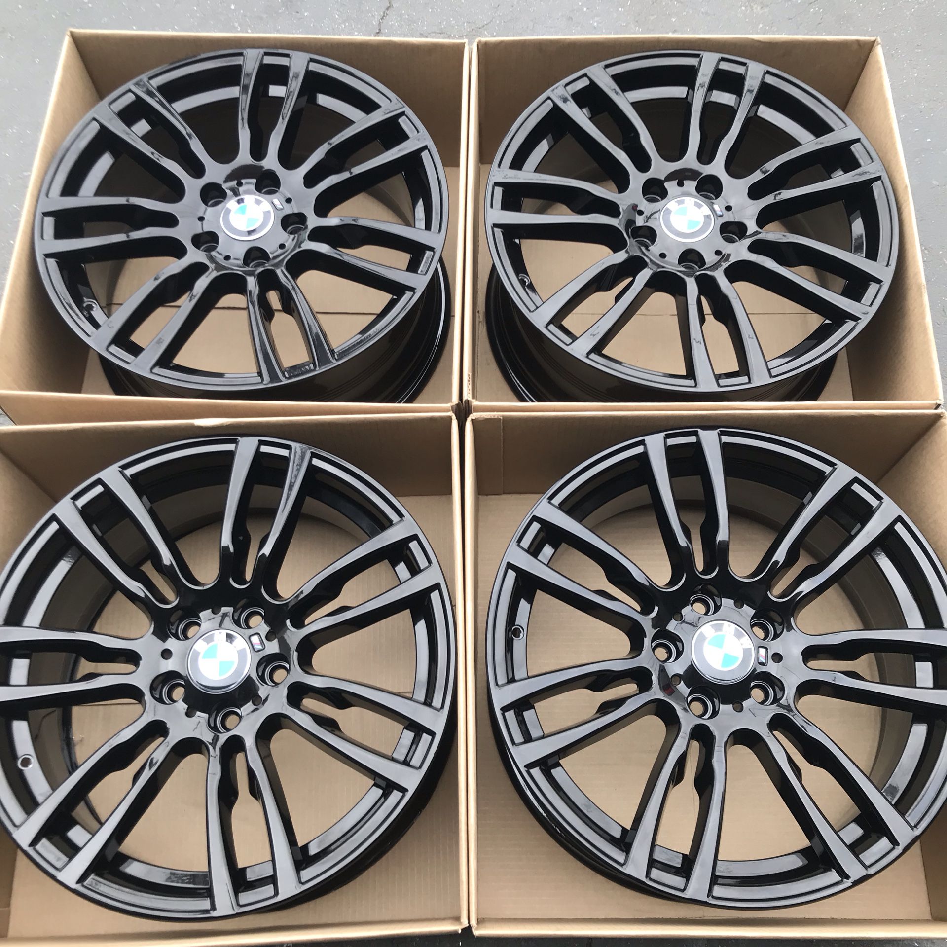 19” oem staggered BMW 328i factory wheels 19” inch gloss black rims 3 series 335i 340i bmw