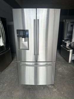 SAMSUNG. REFRIGERATOR 36” REFRIGERADOR NEVERA HELADERA FRIDGE WORKING PROPERLY GOOD CONDITION DELIVERY FREE 
