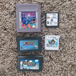 Assorted Nintendo Handheld Bundle / Lot