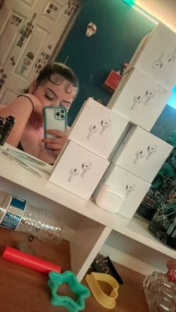 AirPods Gen 4 BRAND NEW‼️
