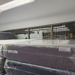 QUEEN SIZE PURPLE RESTORE PLUS (SOFT) MATTRESS & BOX SPRING BED SET