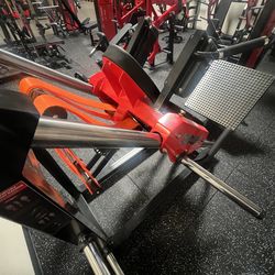 QLI ADJUSTABLE HACK SQUAT MACHINE