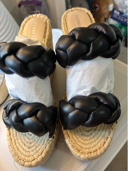 Woman’s shoes