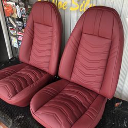 UPHOLSTERY/TAPICERÍA 