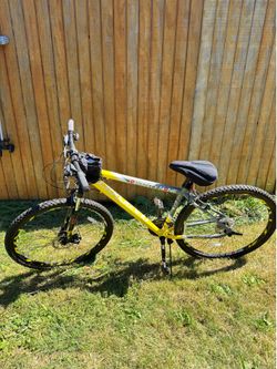 Mongoose 29” Mountain Bike – Front Suspension, Shimano Gears
