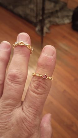 Two rings size 6& 7 hearts two of the $5 bucks pick up only  865 Ellsworth avenue right off of East Livingston avenue Columbus Ohio 43206 5 minutes aw