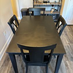 Small Black 4-person Table