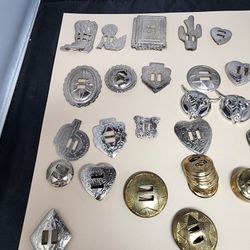 173 Conchos silver tone, gold tone. See description