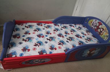 Spiderman bed with mattress & sheet