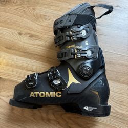 Atomic Ski Boots, Size 8 (25.5)