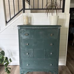 Real Full Wood Vintage Dresser 