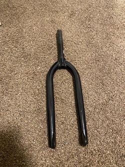 Black 24 inch forks for throne SE GT or any bike
