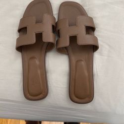 Slipper 