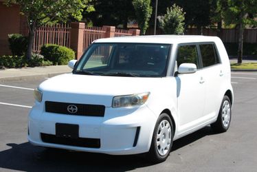 2009 Scion xB