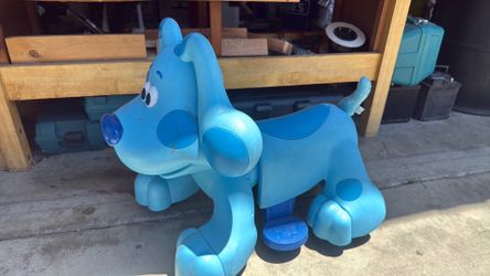 Blues clues ride on toy