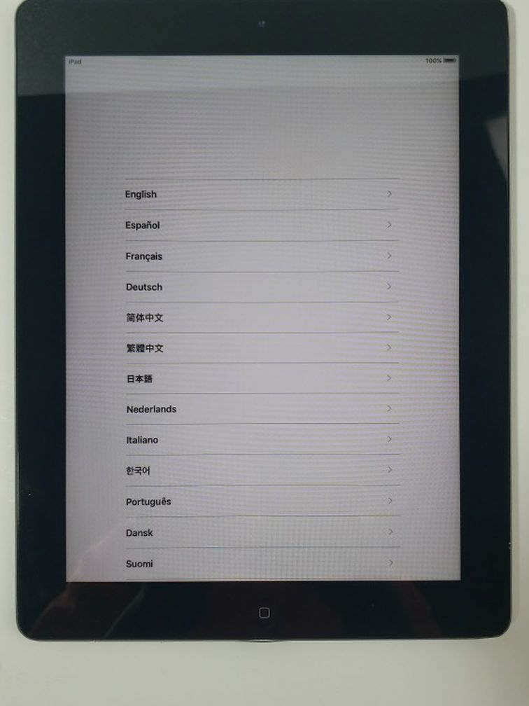iPad Generation 2 WiFi With Protective Case 32 GB Black