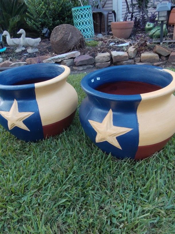 Brand New HUGE CLAY GARDEN PLANTERS BOTH ONLY 130$ Or 65$ Each