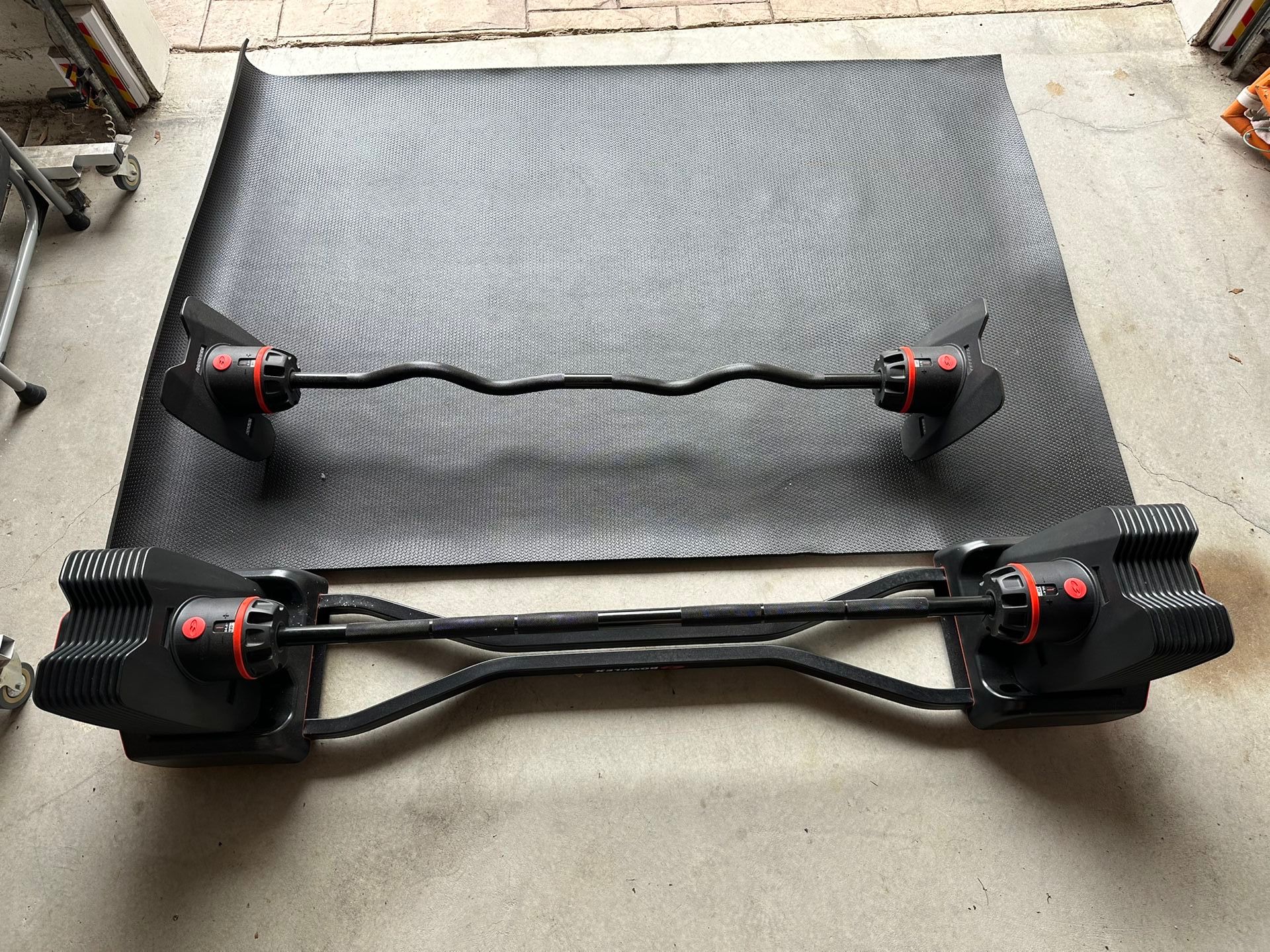 Bowflex Adjustable Barbell w/ Curl Bar and 40 lb Upgrade (20 - 120 Lbs)