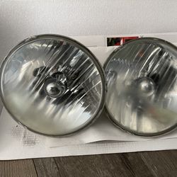 Jeep Wrangler Sahara Headlights