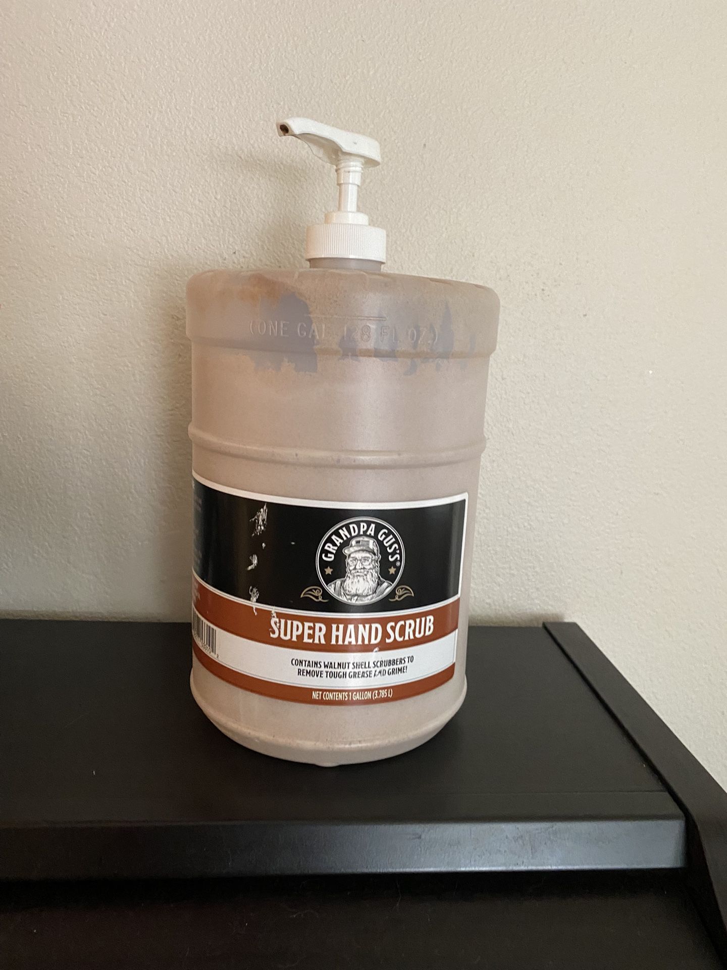 Hand Scrub - Remove Grease quickly
