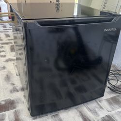 Insignia Mini Fridge 