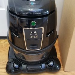NEW cond HYLA COMMERCIAL VACUUM WITH AMAZING POWER SUCTION  , LIKE RAINBOW  Vacuum  CUUM 