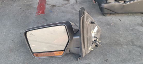 Lincon Navigator Driver Side Mirror
