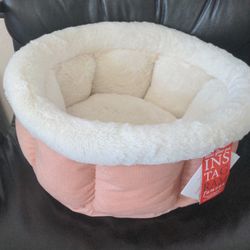 Cozy Cat Bed 