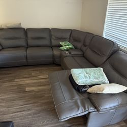 Couch With Recliners