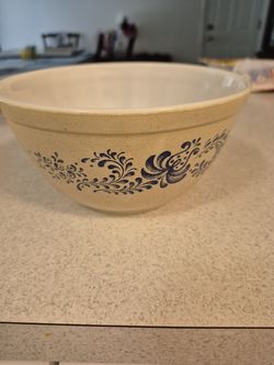 Pyrex bowl