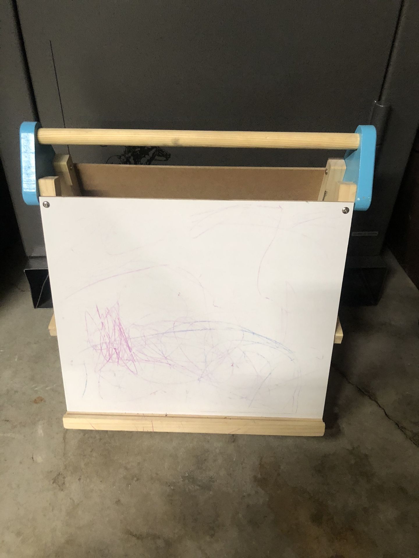 Kids Art Easel