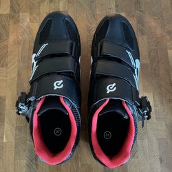 Peleton Shoes Size 37 (barely Used)
