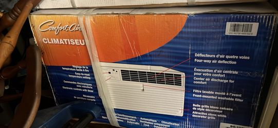 10,000 BTU wall air condition brand new in the box 220 v 10,000 BTU wall air-conditioning brand new in the box