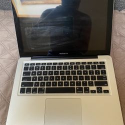 Apple MacBook Pro  13”