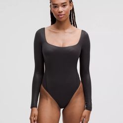 Lululemon Wundermost Ultra-Soft Nulu Square-Neck Long-Sleeve Bodysuit *Shine Size Small NWT 