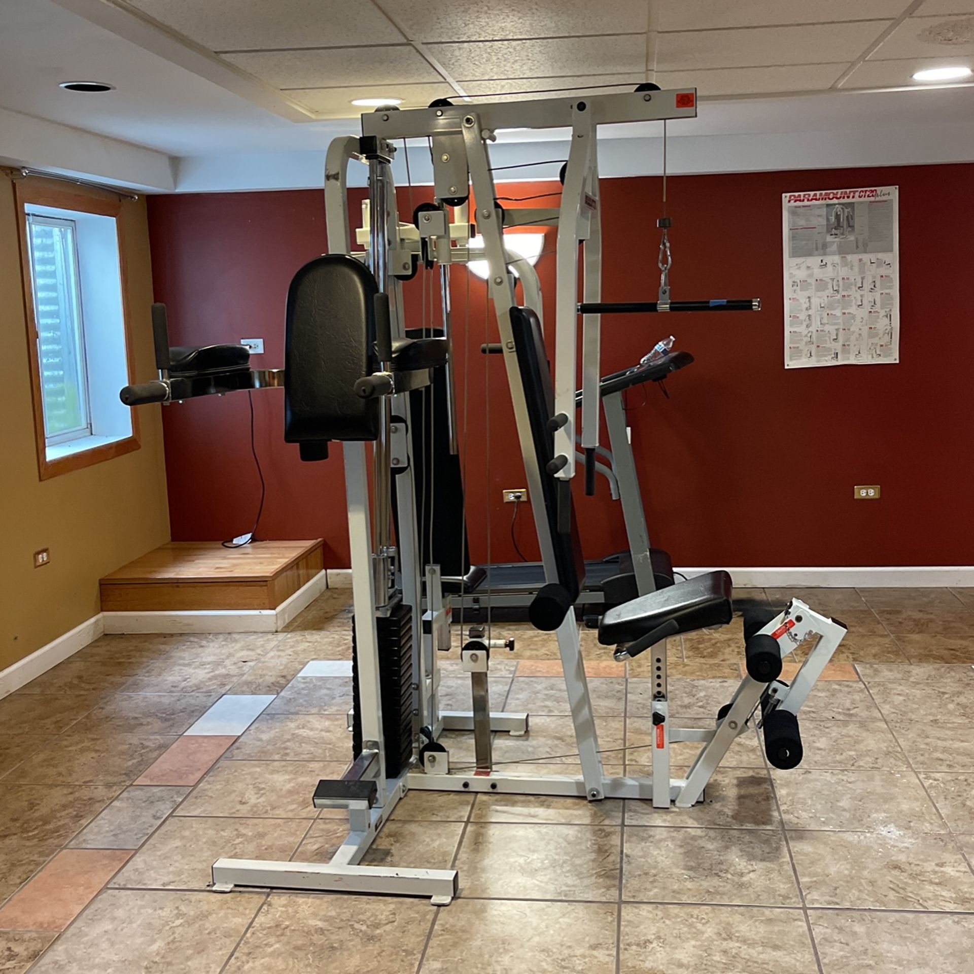 Gym Equipment ( Paramount Ct20 Plus for Sale in Naperville, IL OfferUp
