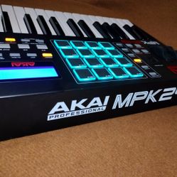 Akai Professional Mpk249 MIDI controller keyboard
