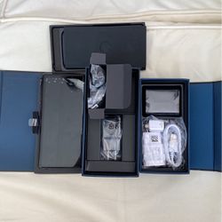 Samsung Cases With New Accessories 