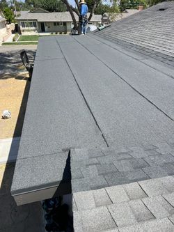🏘️Roof 