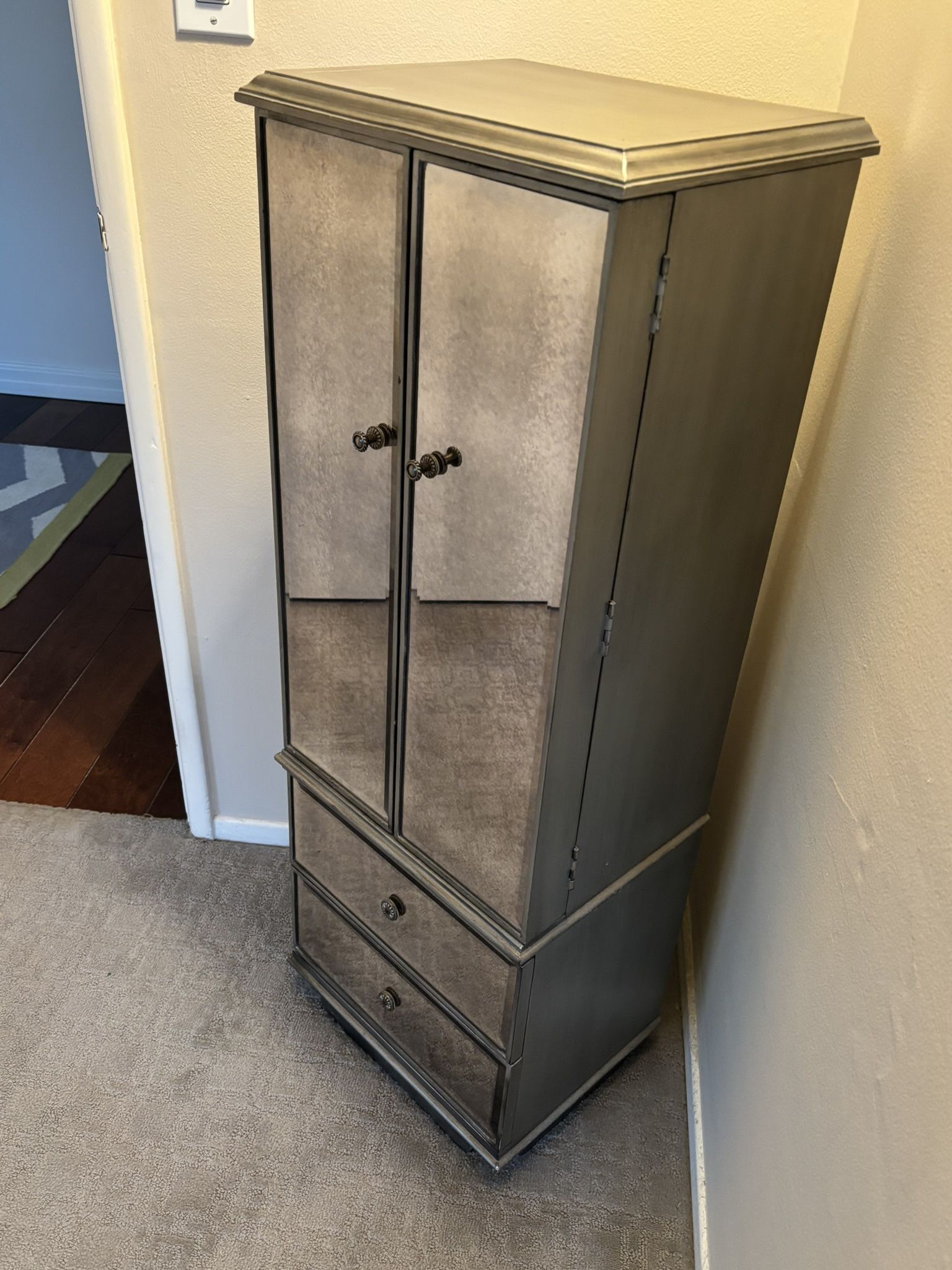 Pier 1 Jewelry Aromoire