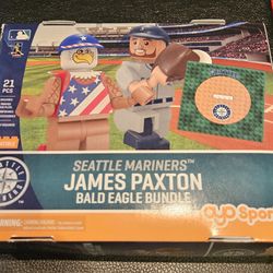 Rare Collectible James Paxton Bald Eagle BundleThis Rare Collectible James Paxton Bald Eagle Bundle by OYO Sports.