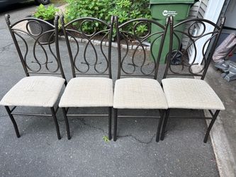Set of 4 Dining Room / Kitchen Chairs – $80 OBO
