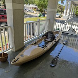 Emotion Hybrid Kayak