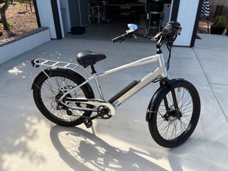 Class 2 Electric bike with throttle assist