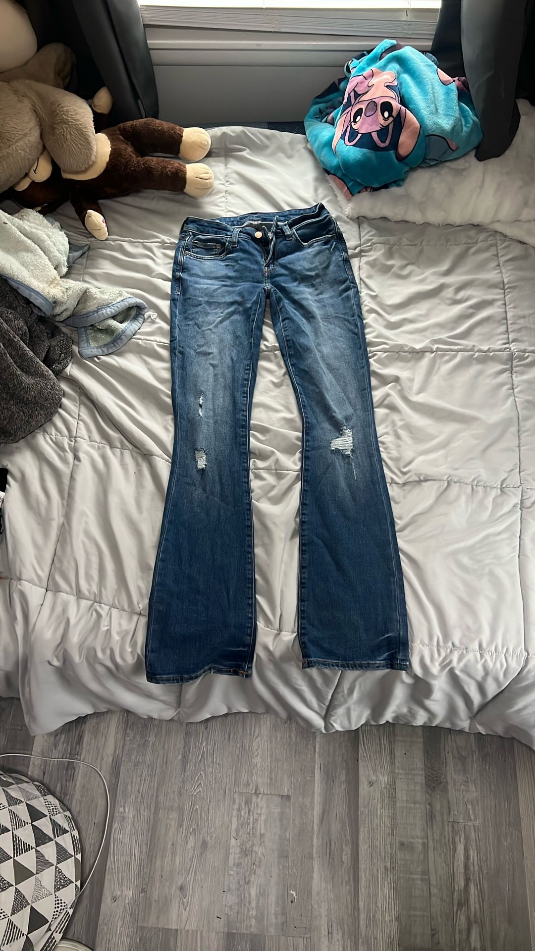 bootcut ripped jeans