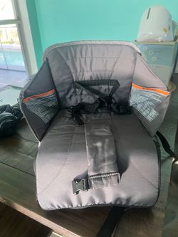Contours Explore 2-in-1 Portable Booster Seat and Backpack Diaper Bag, Gray