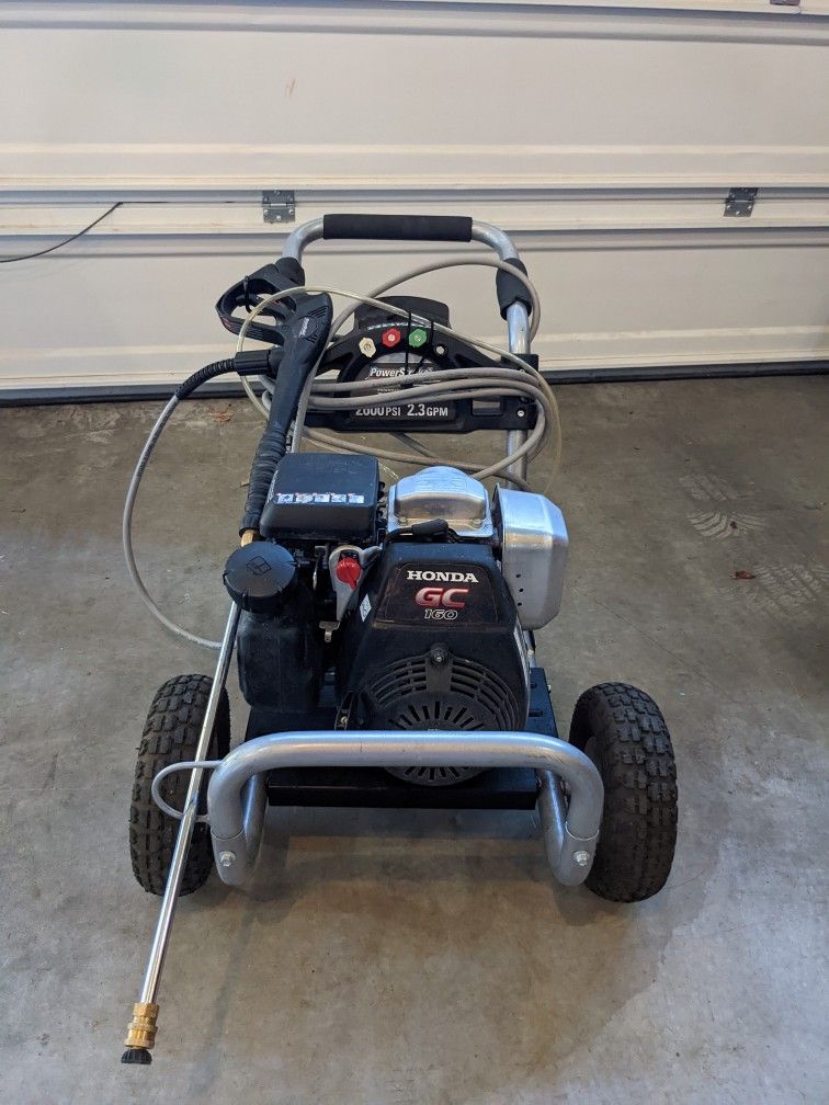 Honda PowerStroke Pressure Washer (2600 PSI, 2.3 GPM)