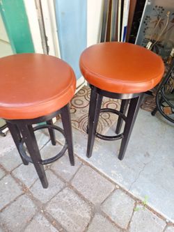 31 inch swivel  bar stools